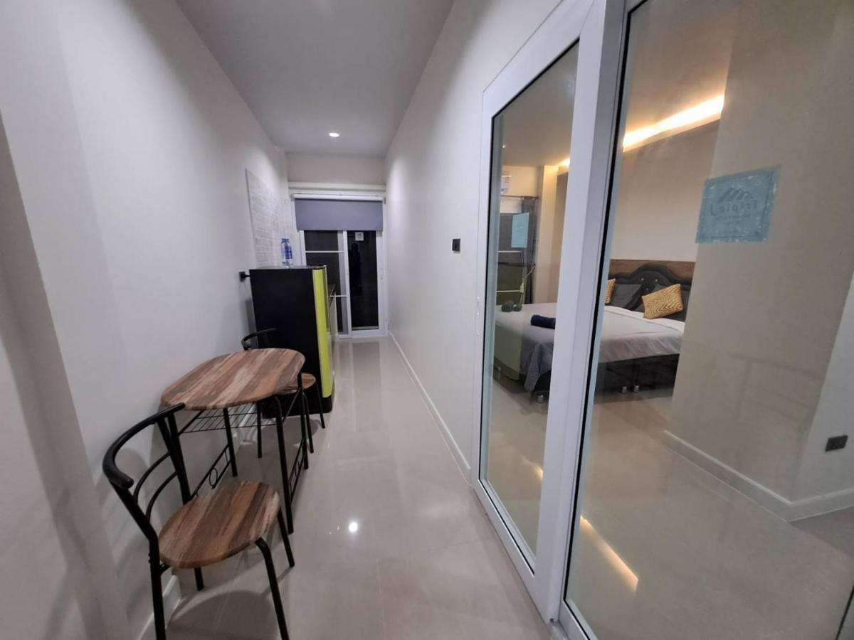 Triple J Hometel Bãi biển Bang Tao Ngoại thất bức ảnh